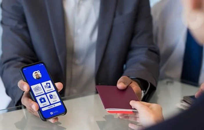 ‘Hộ chiếu vaccine’ cho người dân Việt Nam sẽ được cấp từ ngày 15/4. (Ảnh minh họa: CTV)