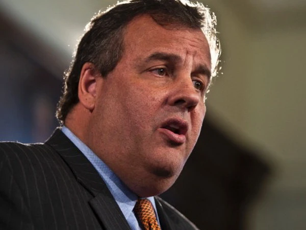 Thống đốc Mỹ dính "phốt," cơ hội thành Tổng thống mịt mờ