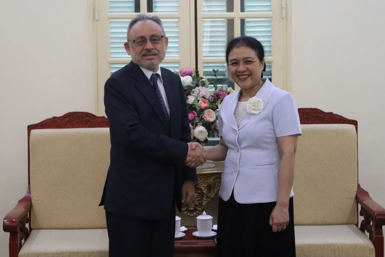 Thúc đẩy các hoạt động giao lưu nhân dân giữa Việt Nam và El Salvador