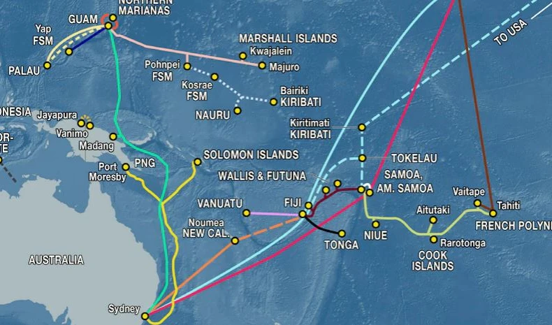 Tonga kết nối lại với thế giới sau vụ núi lửa phun trào gây sóng thần