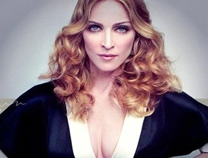 Madonna được biểu diễn ở bảo tàng Hermitage