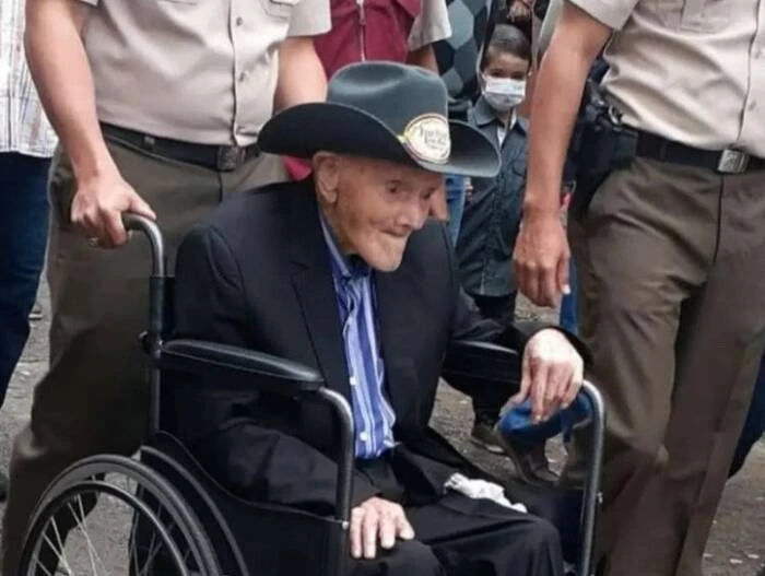 Cụ ông người Venezuela Juan Vicente Perez Mora. (Nguồn: allthatsinteresting.com)