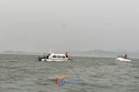 Hiện trường vụ đắm tàu trên khu vực Vịnh Hạ Long. (Nguồn: Báo Quảng Ninh)