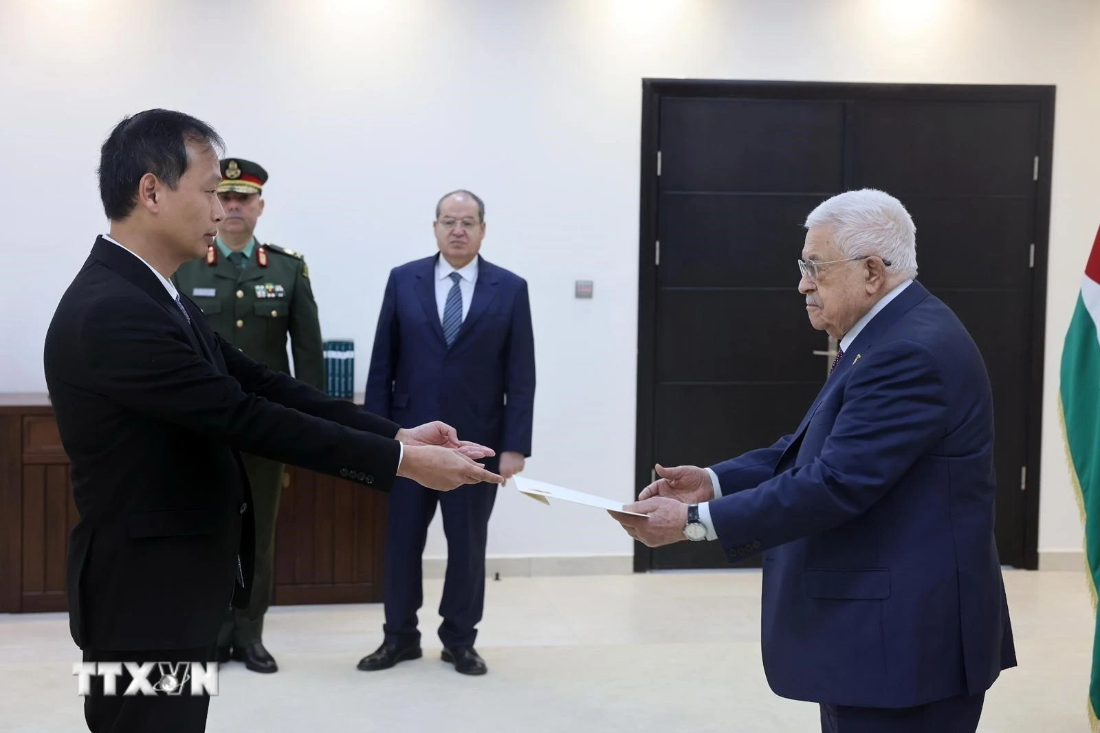 Việt Nam sẵn sàng tham gia vào công cuộc tái thiết Gaza, khẳng định vai trò quốc tế