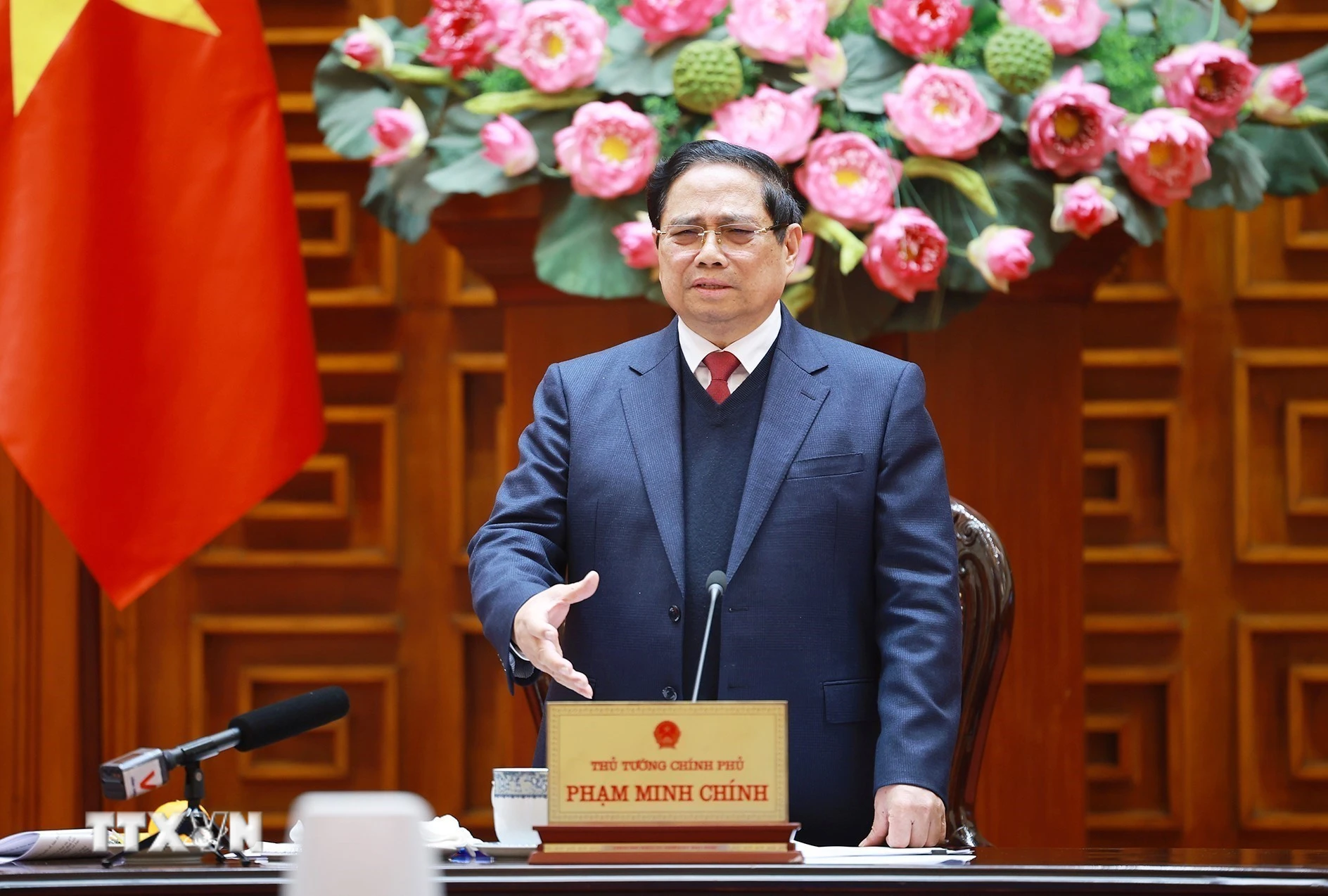 Thủ tướng chủ trì họp chỉ đạo xây dựng nhà máy điện hạt nhân Ninh Thuận