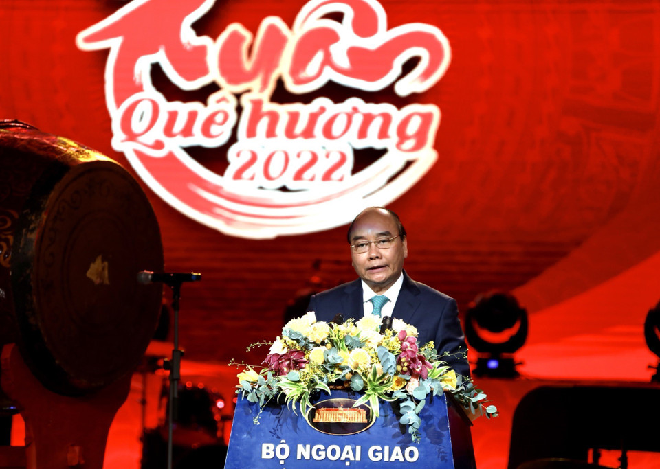 Chủ tịch nước Nguyễn Xuân Phúc đọc diễn văn chúc Tết Nhâm Dần. (Ảnh: Lâm Khánh/TTXVN)