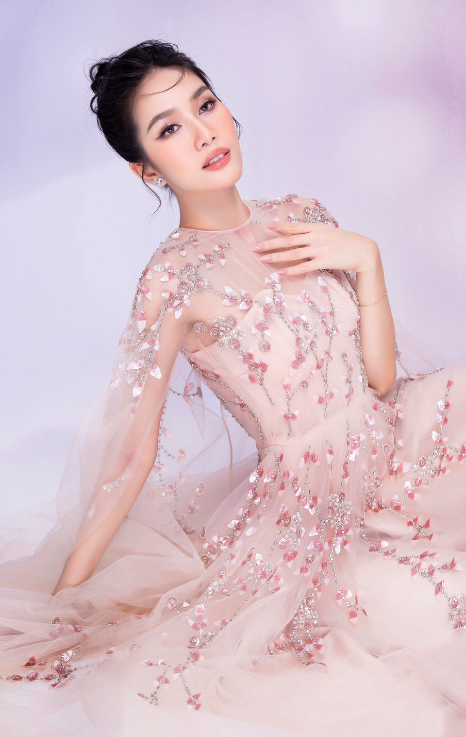 Á hậu Phương Anh sẽ là đại diện nhan sắc Việt Nam 'chinh chiến' tại một trong những đấu trường nhan sắc lớn nhất thế giới, đó chính là Miss International (Hoa hậu Quốc tế) 2022. Dự kiến cuộc thi sẽ diễn ra vào cuối năm nay tại Nhật Bản. (Ảnh: CTV/Vietnam+)