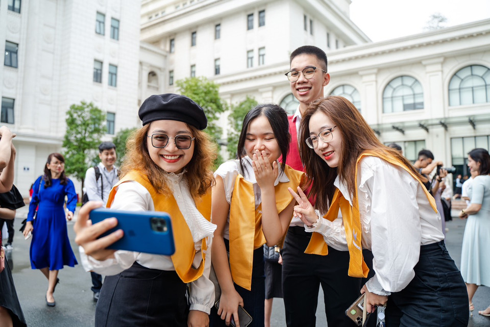 Sinh viên VinUni háo hức đón chờ lễ Khai giảng. (Nguồn: Vietnam+)