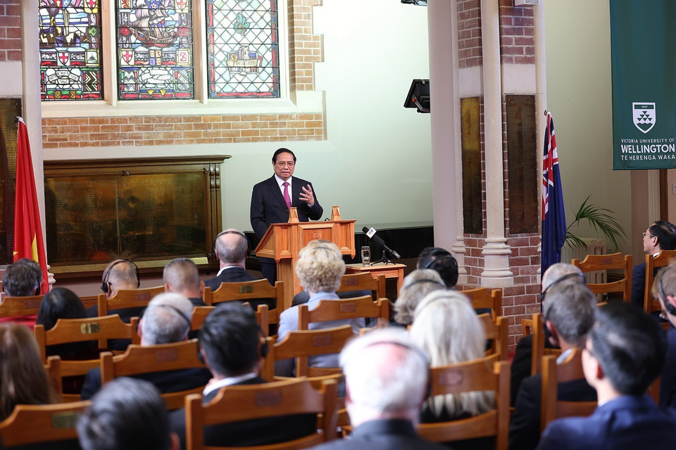 Thủ tướng Phạm Minh Chính phát biểu về chính sách của Việt Nam tại Đại học Victoria. (Ảnh: Dương Giang/TTXVN)