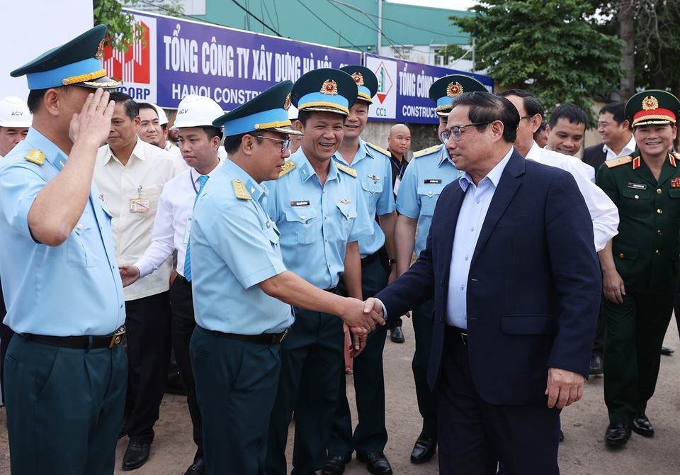  Thủ tướng Phạm Minh Chính đến dự Lễ khởi công Dự án xây dựng nhà ga hành khách T3 Cảng hàng không quốc tế Tân Sơn Nhất. (Ảnh: Dương Giang/TTXVN)