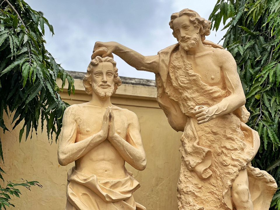 Mỗi Thánh giá là một thương khó mà Chúa Jesus đã phải chịu đựng. (Ảnh: Mai Mai/Vietnam+)