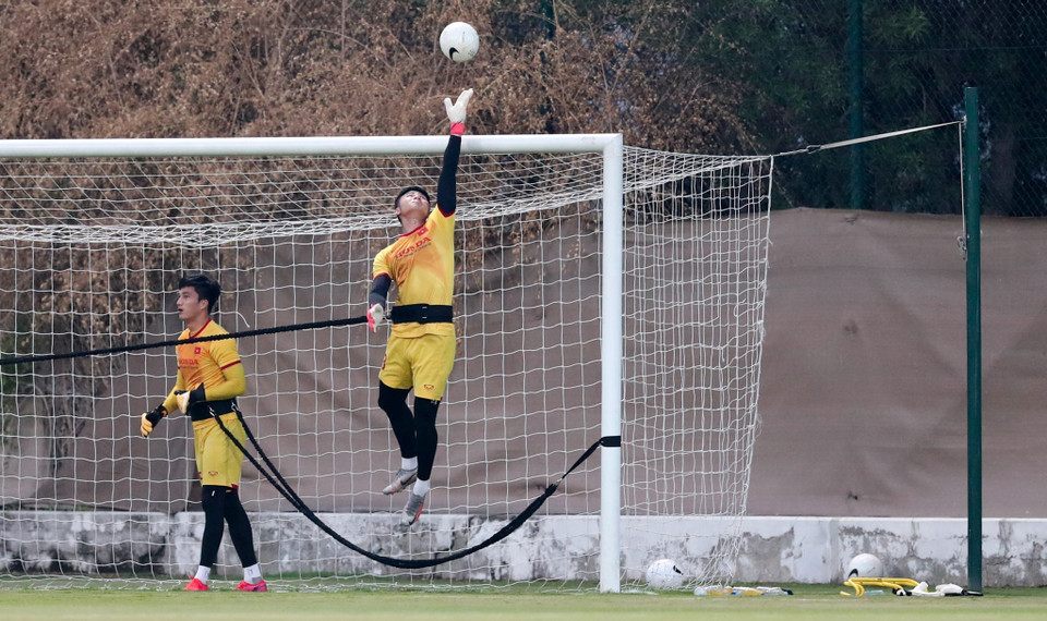 Các cầu thủ đội tuyển Việt Nam trong buổi tập ngày 12/6. (Ảnh: Hoàng Linh/TTXVN)