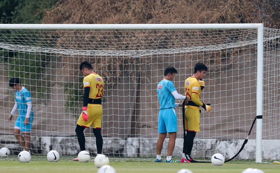 Các cầu thủ đội tuyển Việt Nam trong buổi tập ngày 12/6. (Ảnh: Hoàng Linh/TTXVN)