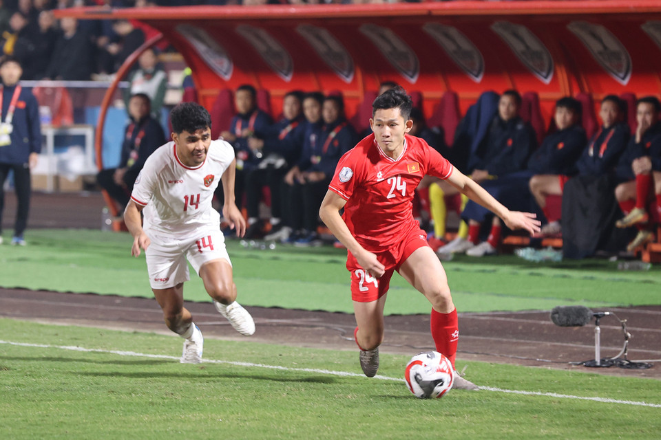 Với lợi thế sân nhà cùng lực lượng vượt trội, Đội tuyển Việt Nam nhanh chóng áp đảo đối phương. (Ảnh: Hoài Nam/Vietnam+)