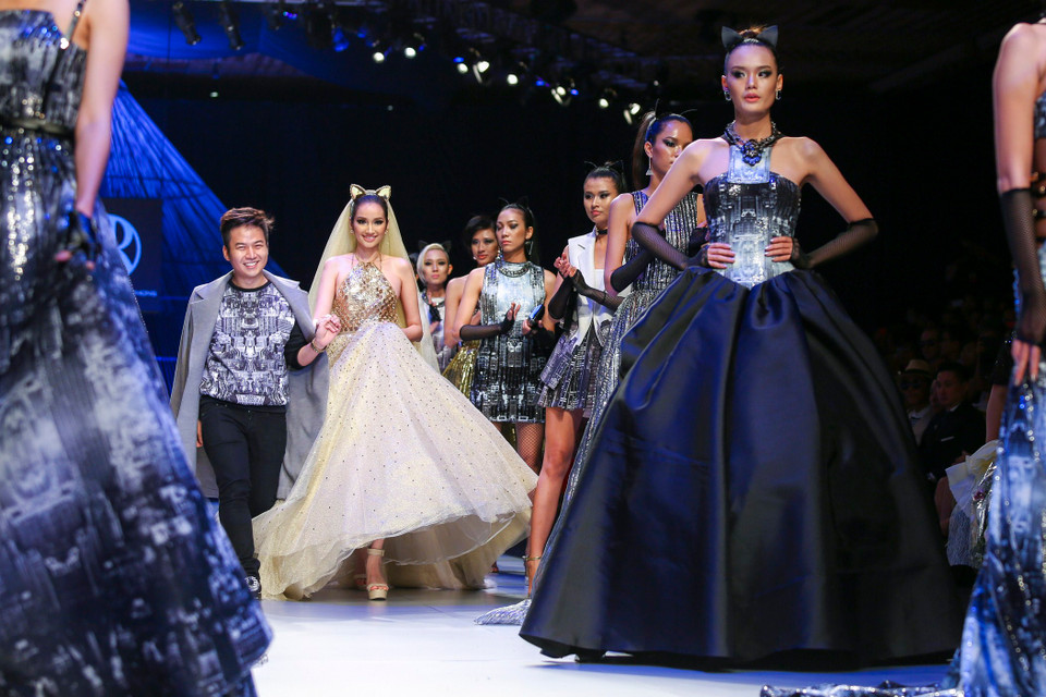 Chung Thanh Phong với 'cô dâu mèo' Trúc Diễm. (Ảnh: BTC)