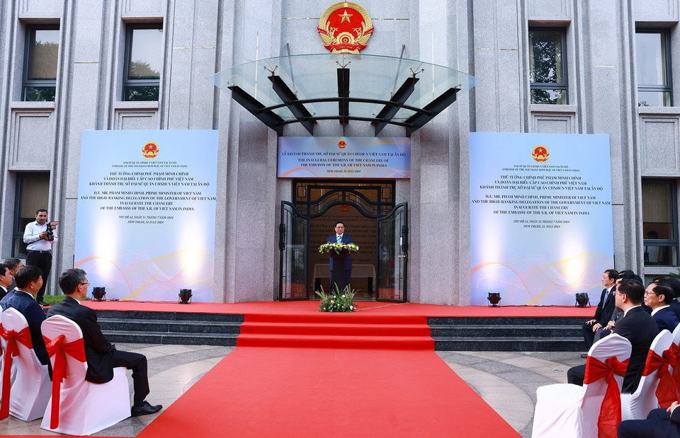 Thủ tướng Phạm Minh Chính phát biểu tại Lễ khánh thành Trụ sở Đại sứ quán Việt Nam ở Thủ đô New Delhi, Ấn Độ. (Ảnh: Dương Giang/TTXVN)