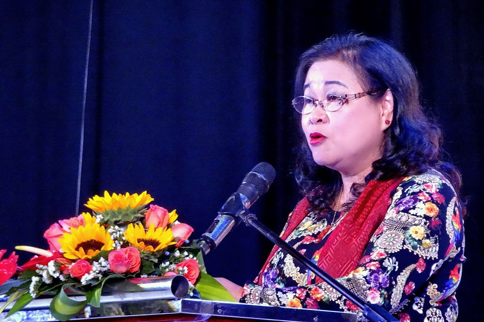 Bà Nguyễn Thị Ngọc Dung, Chủ tịch Hội hữu nghị Việt Nam-Pháp Thành phố Hồ Chí Minh, phát biểu tại lễ khai mạc Tuần lễ văn hóa hữu nghị Việt Nam-Pháp năm 2018. (Ảnh: Thế Anh/TTXVN)