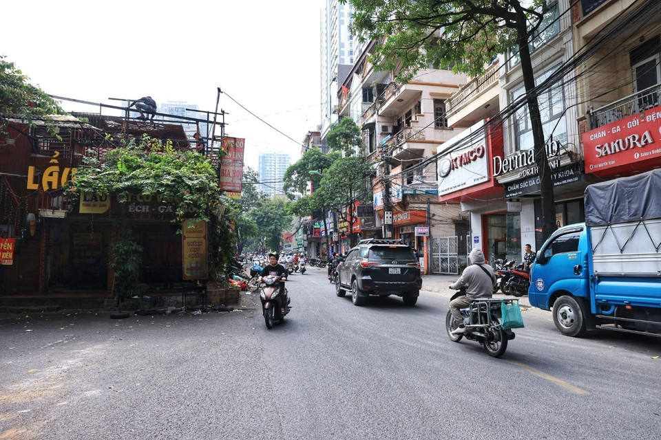 Đoạn nút thắt cổ chai gây ùn tắc vào giờ cao điểm. (Ảnh: Tuấn Anh/TTXVN)