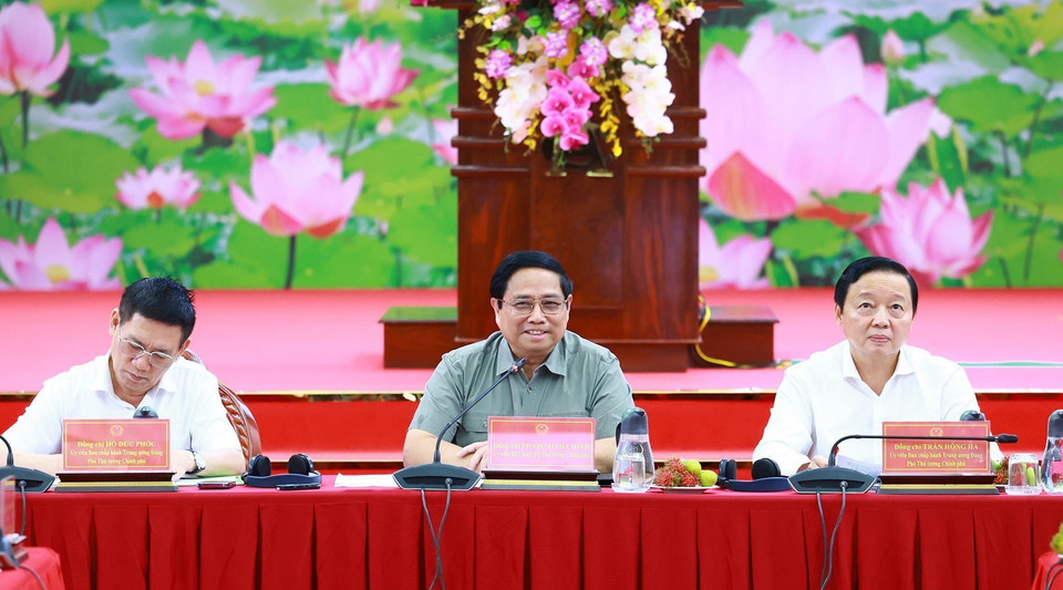 Thủ tướng Phạm Minh Chính chủ trì Hội nghị triển khai đề án phát triển bền vững một triệu hécta lúa vùng Đồng bằng sông Cửu Long. (Ảnh: Dương Giang/TTXVN)