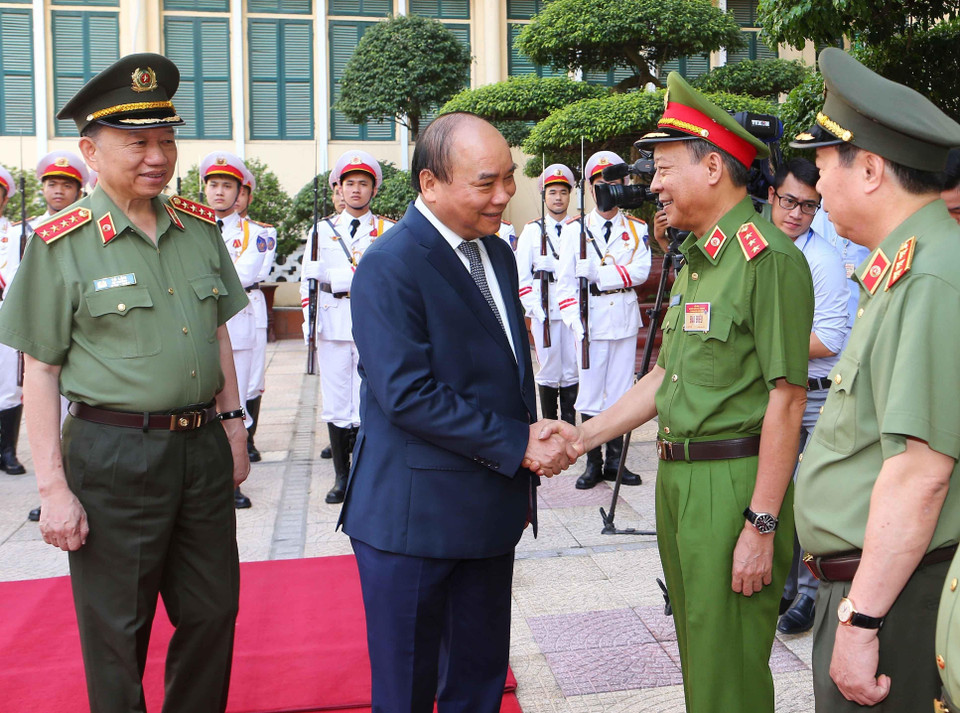 Sáng 26/6, tại Hà Nội, Thủ tướng Nguyễn Xuân Phúc dự Hội nghị sơ kết công tác công an 6 tháng đầu năm 2019. (Ảnh: Doãn Tấn/TTXVN)