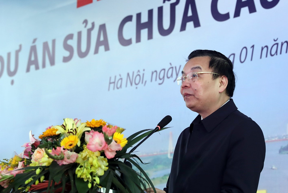  Chủ tịch Ủy ban Nhân dân thành phố Hà Nội Chu Ngọc Anh phát biểu tại buổi lễ. (Ảnh: Phan Tuấn Anh/TTXVN)