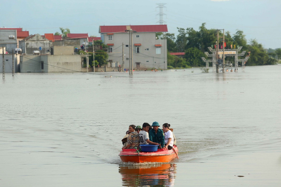  (Ảnh: Thành Đạt, Huy Hùng/TTXVN)