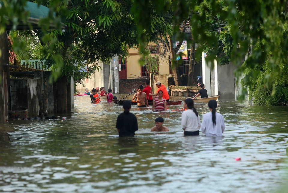  (Ảnh: Thành Đạt, Huy Hùng/TTXVN)