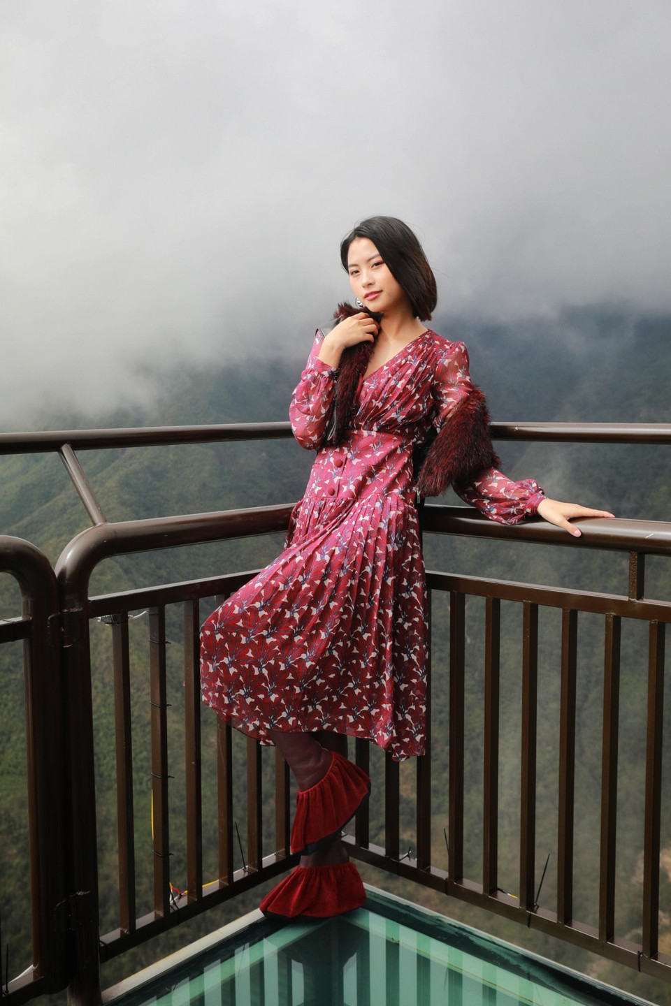 Kết thúc chuyến công tác, các người đẹp vừa rời Lai Châu để về lại Thành phố Hồ Chí Minh tiếp tục công việc của mình. (Ảnh: Quỷ Cốc Tử/Vietnam+)