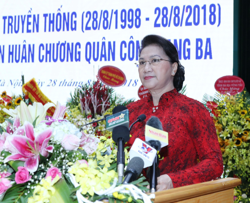 Chủ tịch Quốc hội Nguyễn Thị Kim Ngân phát biểu tại buổi lễ. (Ảnh: Trọng Đức/TTXVN)