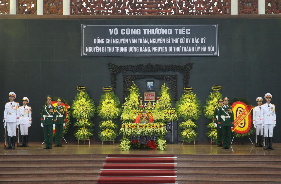  Linh cữu đồng chí Nguyễn Văn Trân tại Nhà tang lễ Quốc gia (số 5 Trần Thánh Tông, Hà Nội). (Ảnh: Lâm Khánh/TTXVN)