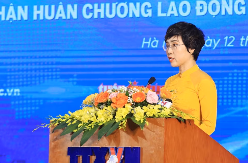 Tổng Biên tập Báo Tin tức Ninh Hồng Nga phát biểu. (Ảnh: Tuấn Anh/TTXVN)