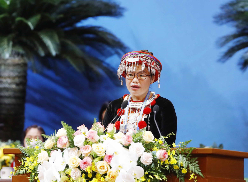 Đại biểu phụ nữ tỉnh Bắc Kạn Lý Thị Quyên tham luận tại Đại hội. (Ảnh: Phương Hoa/TTXVN)