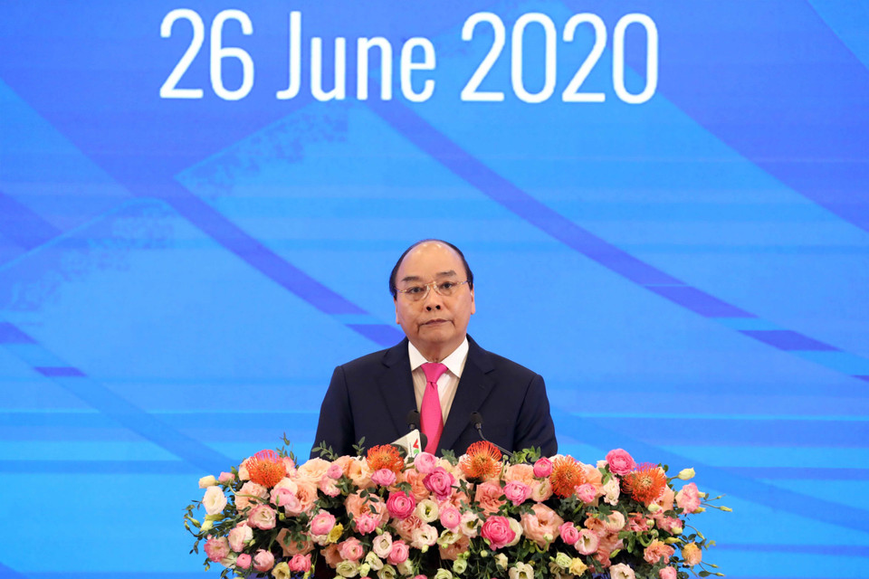 Thủ tướng Nguyễn Xuân Phúc, Chủ tịch ASEAN 2020 phát biểu khai mạc Hội nghị Cấp cao ASEAN lần thứ 36. (Ảnh: Thống Nhất/TTXVN)