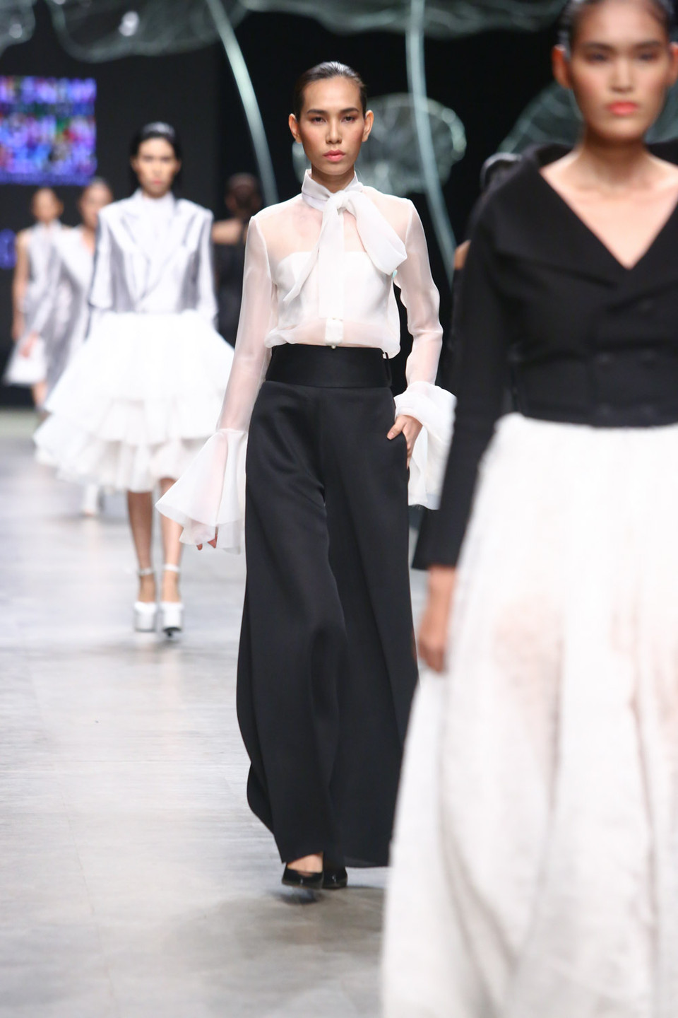 Anh là nhà thiết kế đầu tiên của Việt Nam có bộ sưu tập riêng được trình diễn tại Tuần lễ thời trang Tiffany tại Pháp.