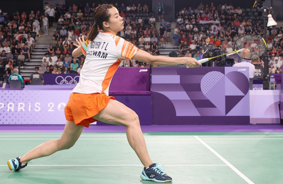 Trước đối thủ được đánh giá cao hơn hẳn, Thùy Linh vẫn đáp trả những pha tấn công trực diện của đối thủ. (Ảnh: Hoàng Linh/TTXVN)