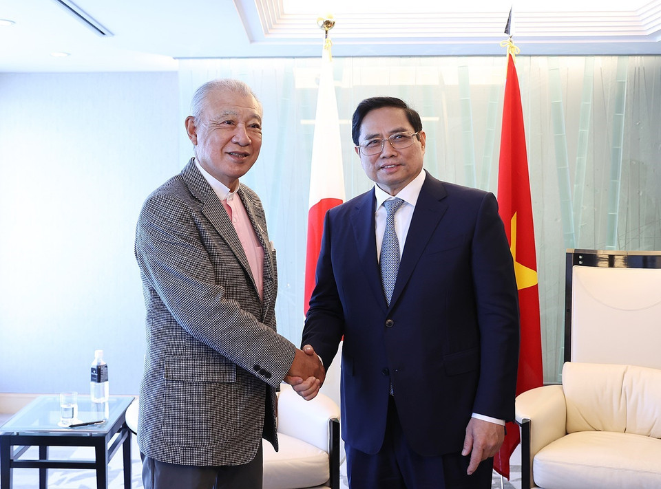 Thủ tướng Phạm Minh Chính tiếp ông Sasakawa, Chủ tịch Quỹ Nippon. (Ảnh: Dương Giang/TTXVN)