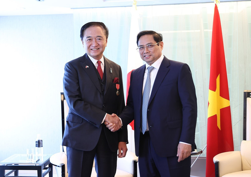 Thủ tướng Phạm Minh Chính tiếp Thống đốc tỉnh Kanagawa Kuroiwa Yuj. (Ảnh: Dương Giang/TTXVN)