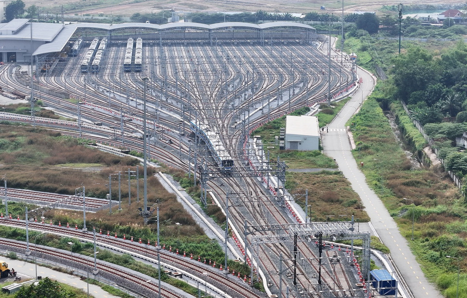 Depot được ví như 'bộ não' của metro, dành hơn một nửa diện tích để xây dựng các bãi đỗ tàu. (Ảnh: Hồng Đạt/TTXVN)