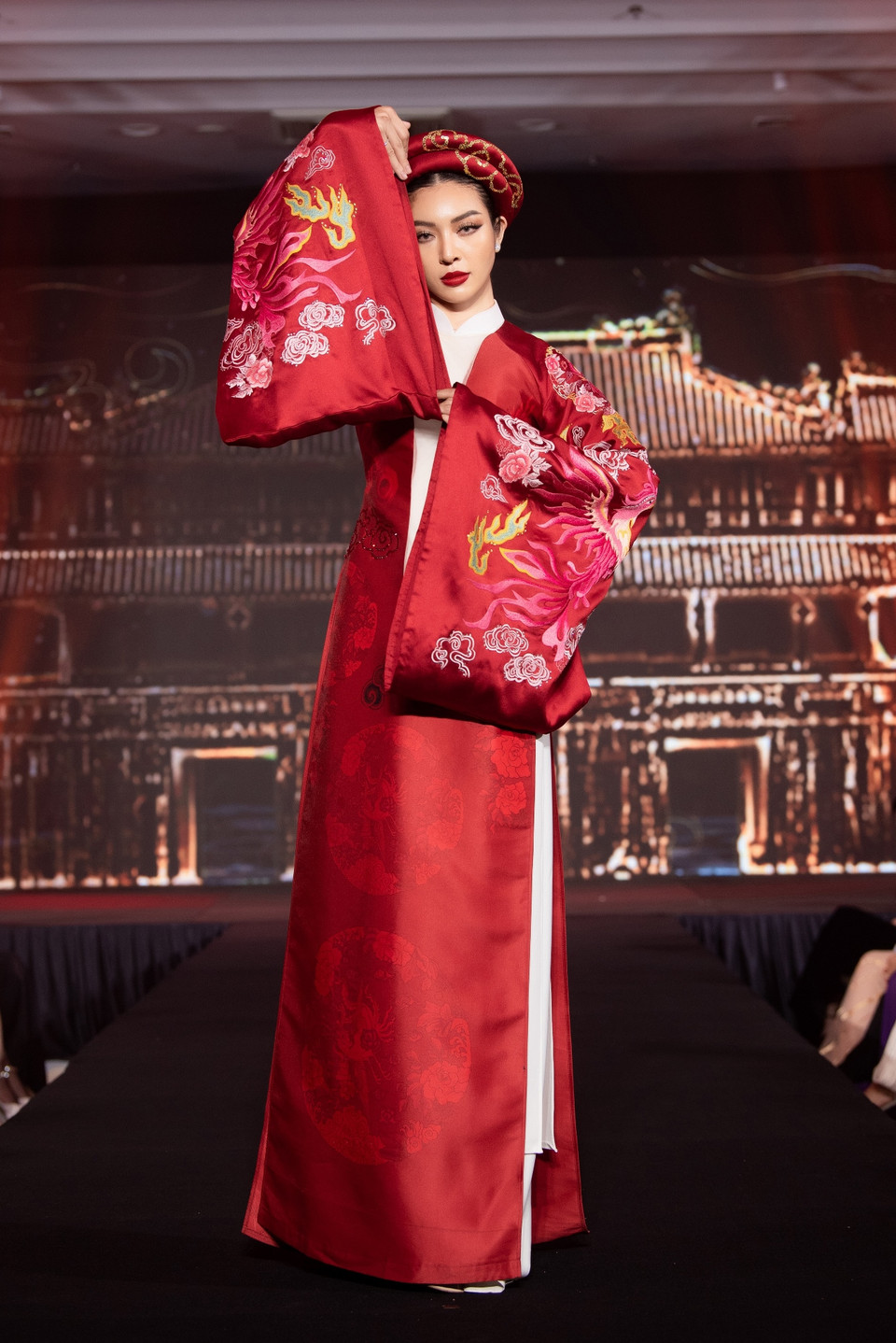 Người đẹp Bùi Lý Thiên Hương. (Ảnh: CTV/Vietnam+)