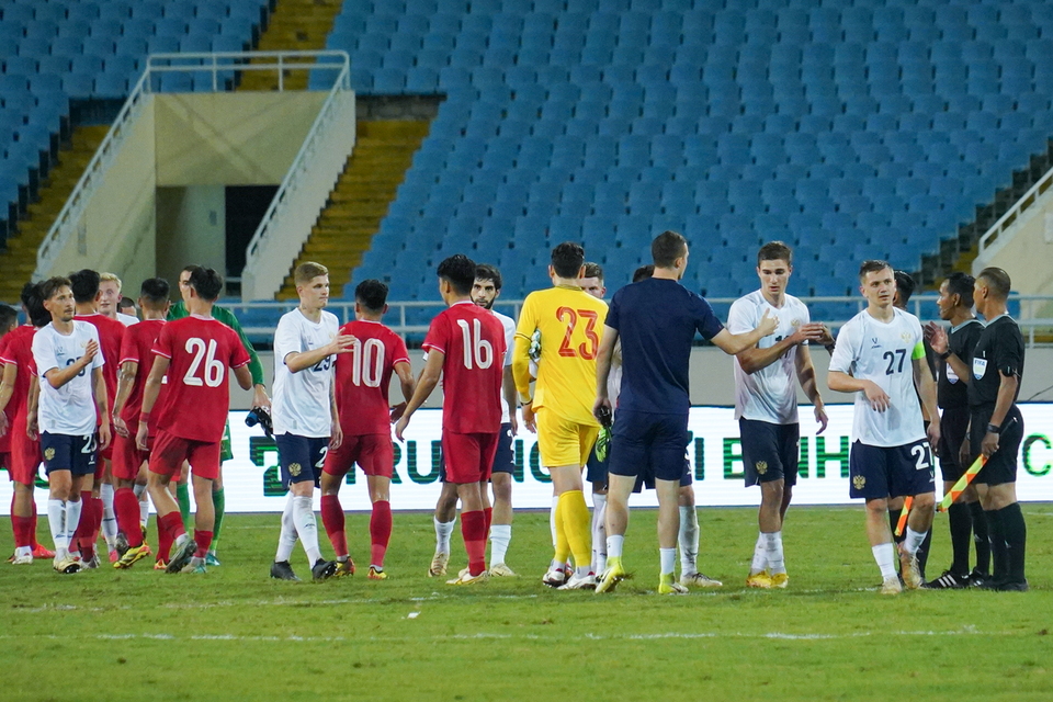 Chung cuộc, tuyển Việt Nam không thể tạo ra bất ngờ trước đối thủ đến từ châu Âu. (Ảnh: Việt Anh/Vietnam+)