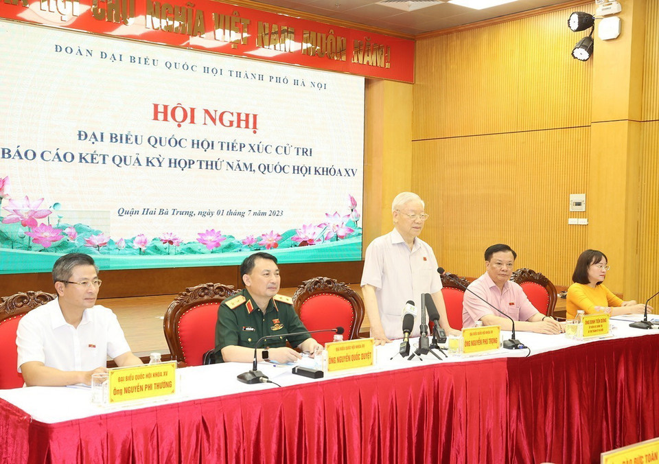 Tổng Bí thư Nguyễn Phú Trọng phát biểu với cử tri tại quận Hai Bà Trưng. (Ảnh: Trí Dũng/TTXVN)