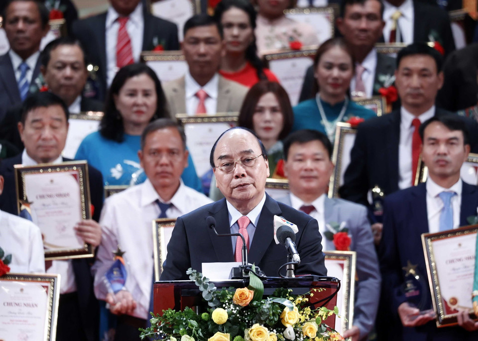 Chủ tịch nước Nguyễn Xuân Phúc phát biểu tại buổi lễ. (Ảnh: Thống Nhất/TTXVN)