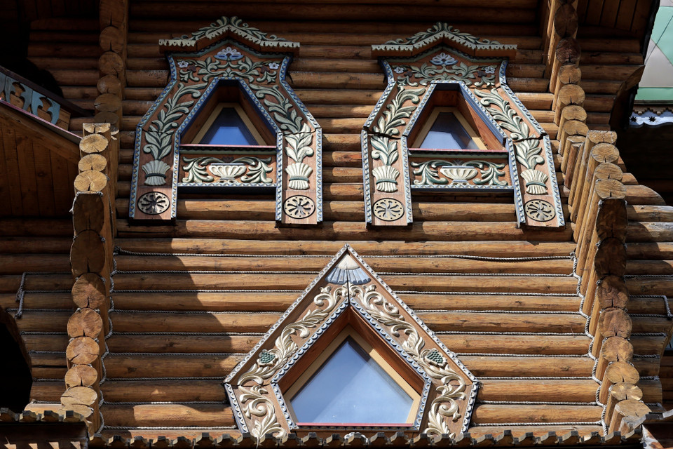 Một số tòa nhà trong Điện Kremlin ở Izmailovo được xây dựng theo phong cách truyền thống của kiến trúc Nga cổ đại. (Ảnh: Trần Hiếu/TTXVN)