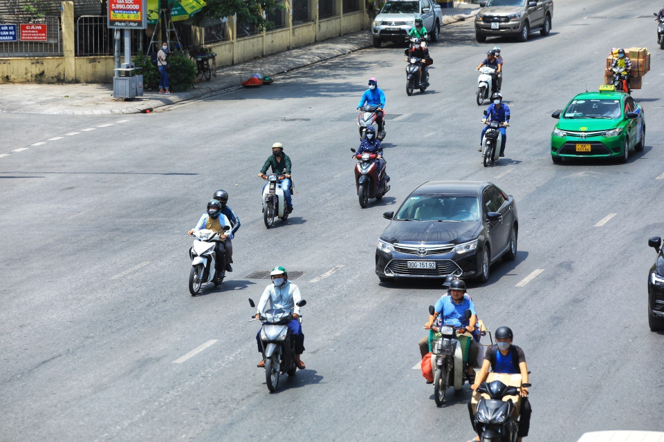 Theo Trung tâm Khí tượng Thủy văn Quốc gia, nắng nóng sẽ còn kéo dài trong những ngày tới. (Ảnh: Tuấn Anh /TTXVN)