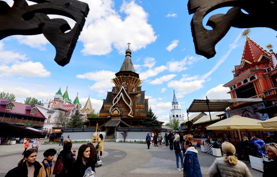 Quần thể cung điện Izmailovo từ lâu đã đóng một vai trò quan trọng trong nền văn hóa của Nga. Công trình này được phục dựng trên cơ sở các bản vẽ, phác thảo có từ thế kỷ 16,17 còn được lưu giữ trong kho lưu trữ quốc gia của Nga. (Ảnh: Trần Hiếu/TTXVN)