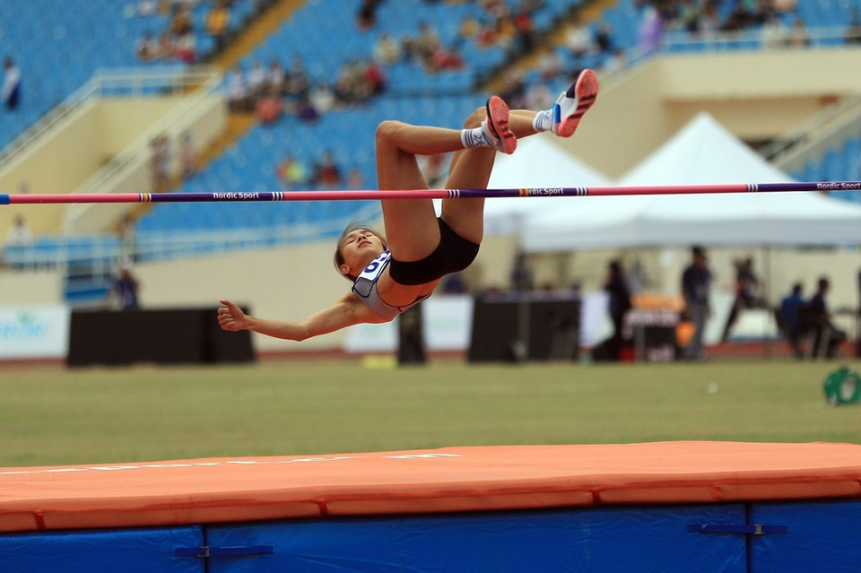 VĐV Phạm Thị Diễm giành HCV nội dung nhảy cao nữ với thành tích 1.78m.(Ảnh: Huy Hùng/TTXVN)