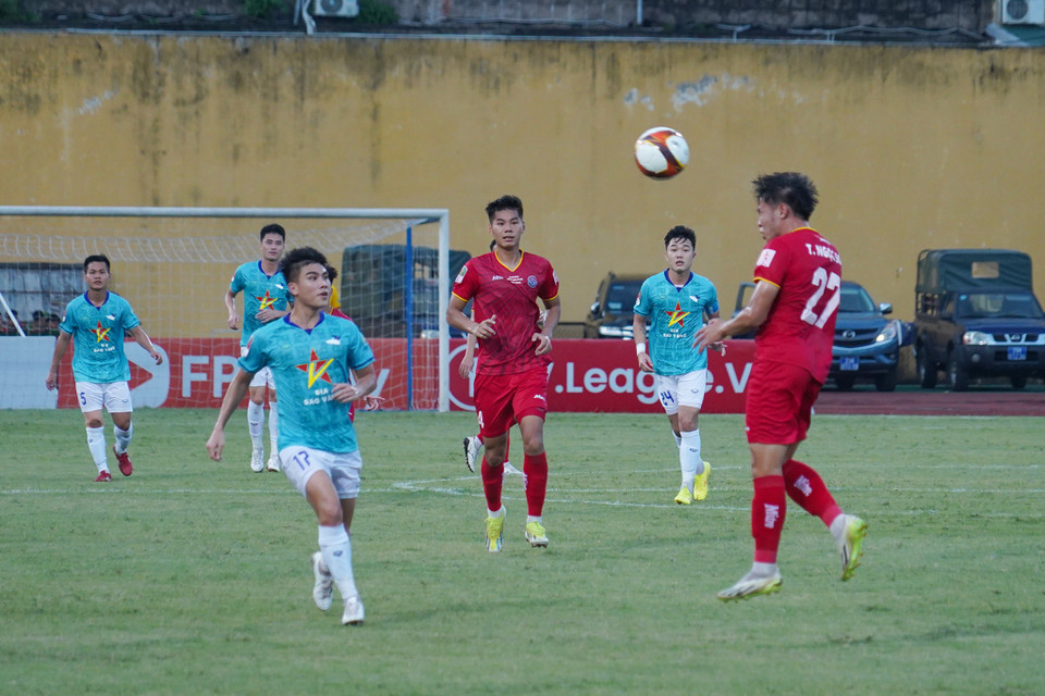 Trong hiệp một, PVF-CAND là đội tạo được nhiều cơ hội nguy hiểm hơn. (Ảnh: Việt Anh/Vietnam+)