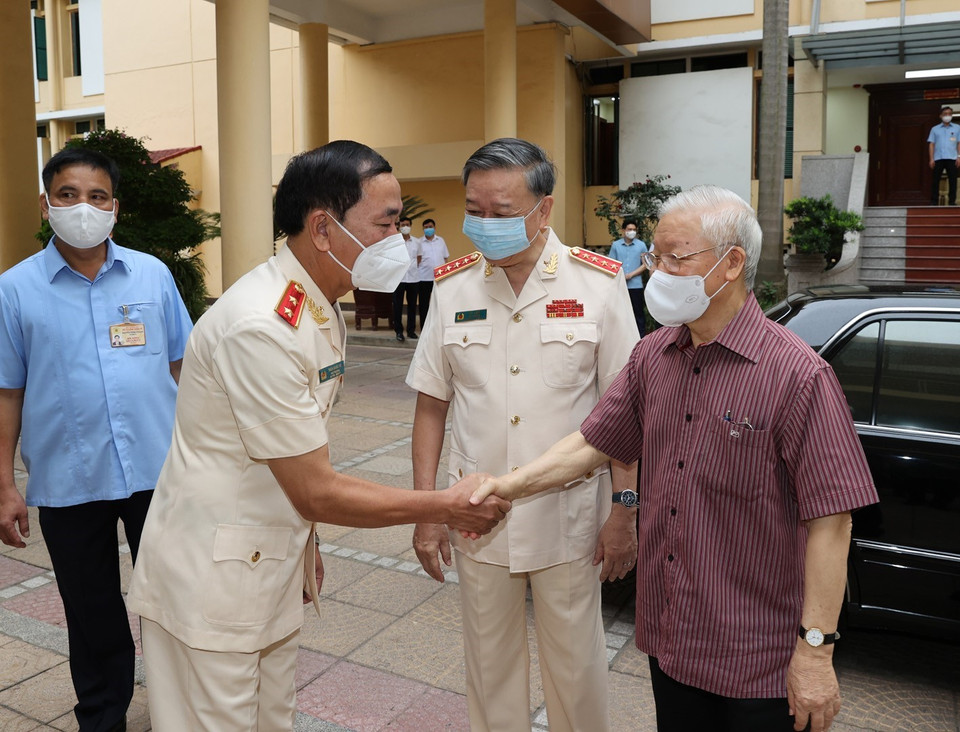 Tổng Bí thư Nguyễn Phú Trọng đến dự buổi lễ. (Ảnh: Trí Dũng/TTXVN)