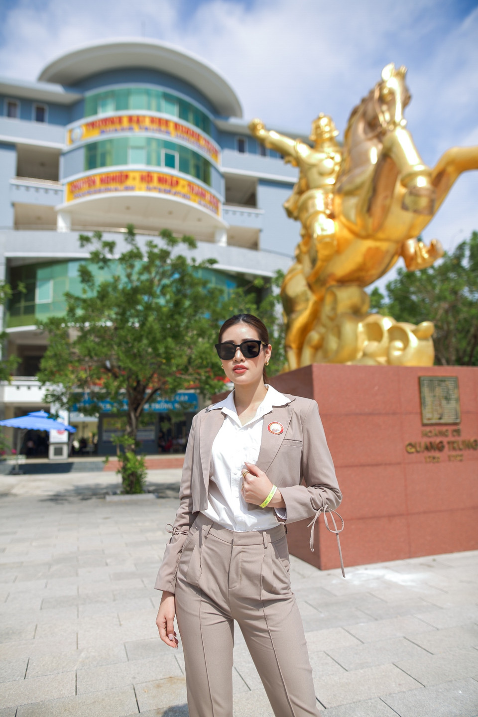 Hiện Khánh Vân đang trong quá trình chuẩn bị cho Miss Universe 2020, bên cạnh việc đồng hành cùng ngôi nhà OBV hỗ trợ trẻ em gái vị thành niên bị khai thác, xâm hại tình dục. (Ảnh: Anh Khoa/Vietnam+)