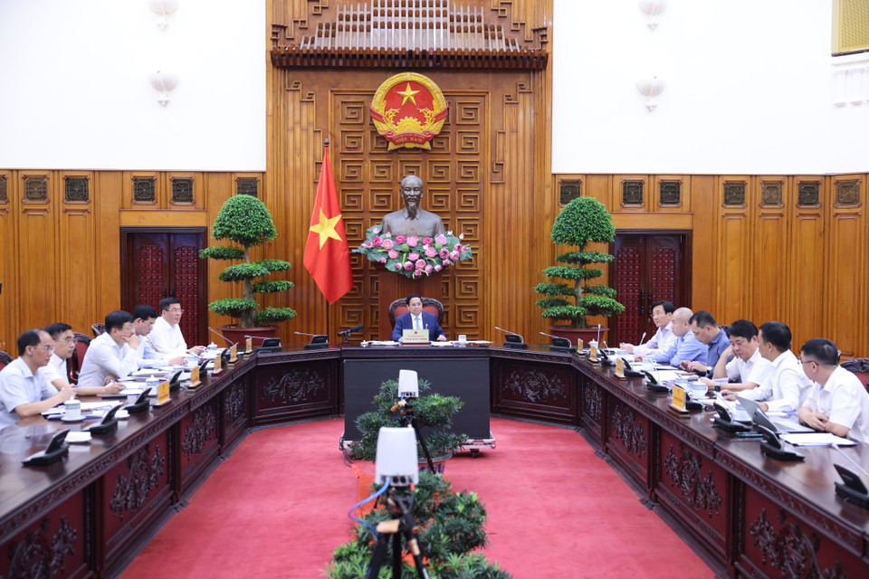 Thủ tướng Phạm Minh Chính chủ trì cuộc họp. (Ảnh: Dương Giang/TTXVN)